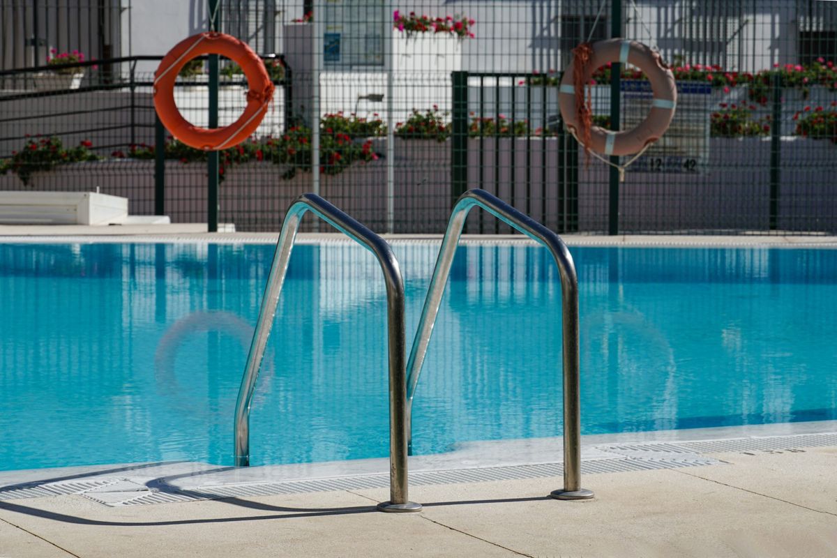 Pool fence hire for your Bali villa